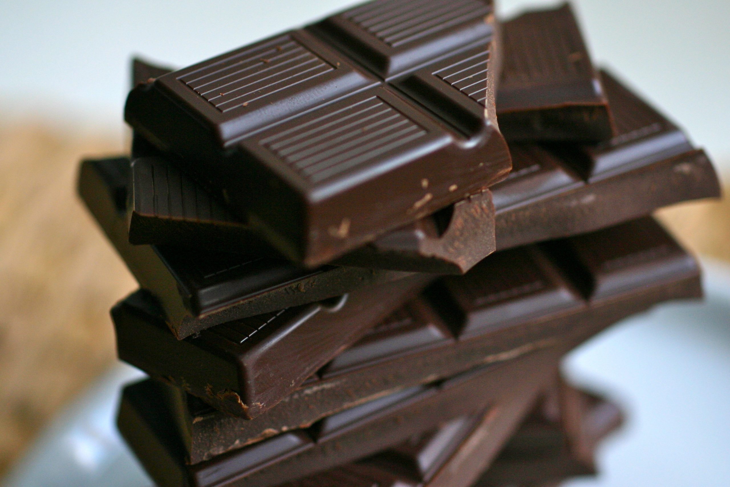 10 benefícios do chocolate amargo