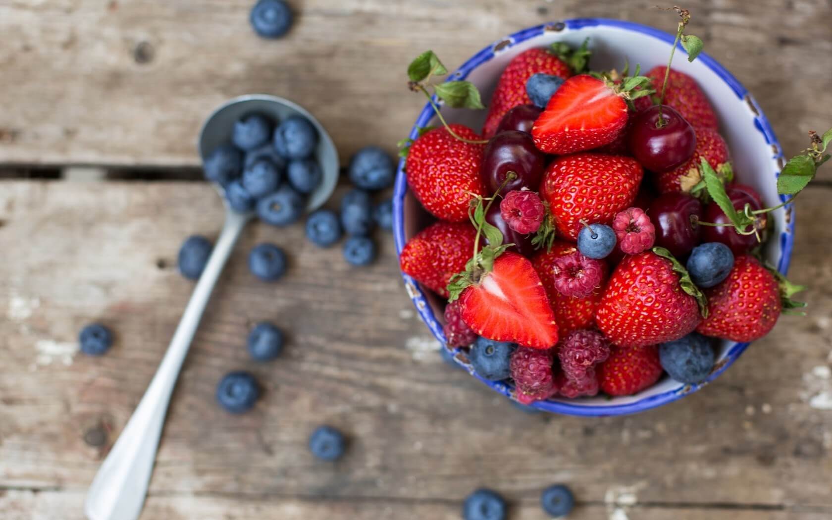 Frutas vermelhas e seus benefícios: porque você não pode viver sem elas!